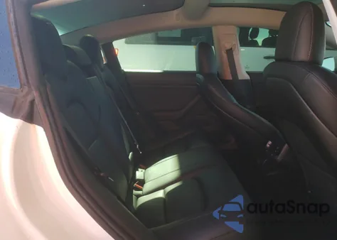 2019 Tesla Model 3 из США, поврежденный, VIN 5YJ3E1EA9KF466388